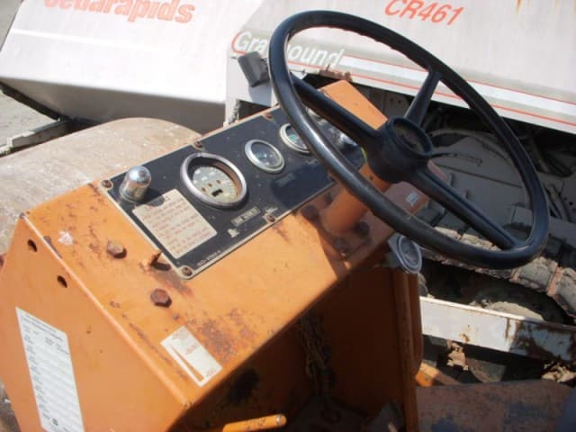 Sakai SV70T Single Drum Compactor - photo 2