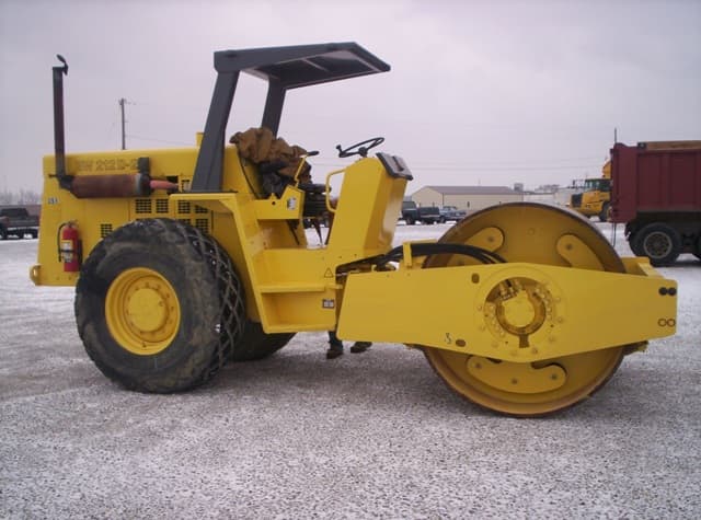 Bomag BW212D-2 Year: 1993 Single Drum Compactor - For Sale at MOLAI EQUIPMENT