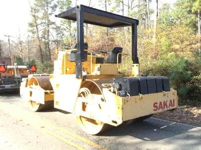 Sakai SW100 Year: 1998 Tandem Roller - photo 4