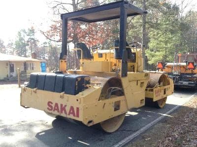 Sakai SW100 Year: 1998 Tandem Roller - For Sale at MOLAI EQUIPMENT