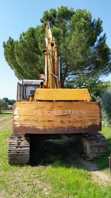 Fiat Hitachi FH200LC Crawler Excavator - photo 3