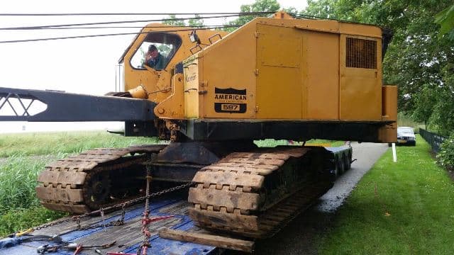 American 597 Crawler Crane - For Sale at MOLAI EQUIPMENT