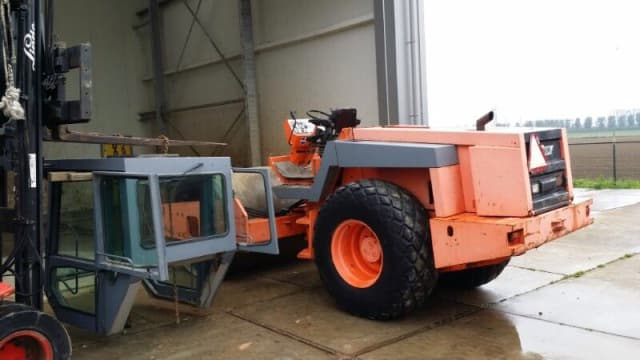 Hamm 4011D Single Drum Roller - photo 4