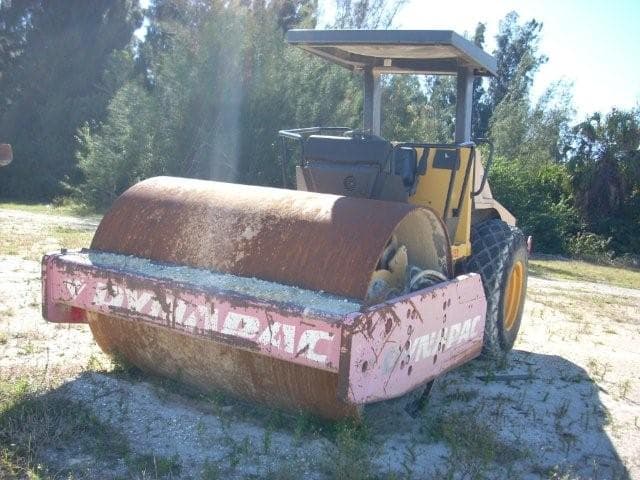 Dynapac CA252D Year: 1998 Single Drum Compactor - photo 4