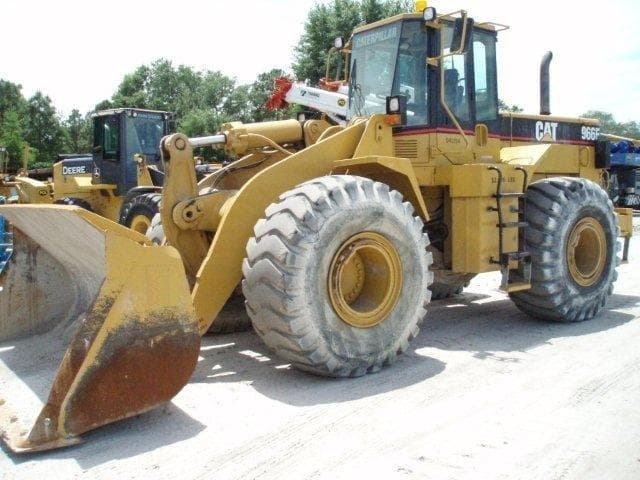 CAT 966F-II Year: 1998 Wheel Loader - For Sale at MOLAI EQUIPMENT