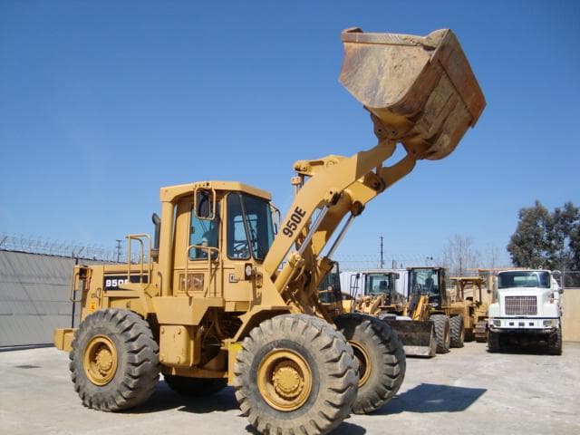 CAT 950B Year: 1988 Wheel Loader - Excellent Condition !! - For Sale at MOLAI EQUIPMENT