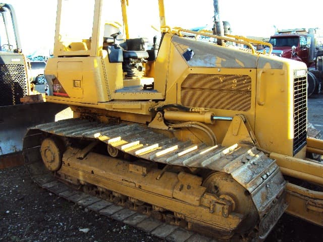 CAT D5G-LGP Year: 2003 Bulldozer - photo 2