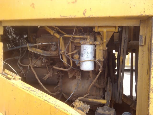 CAT 950B Wheel Loader with Diesel Pump Problem - photo 4