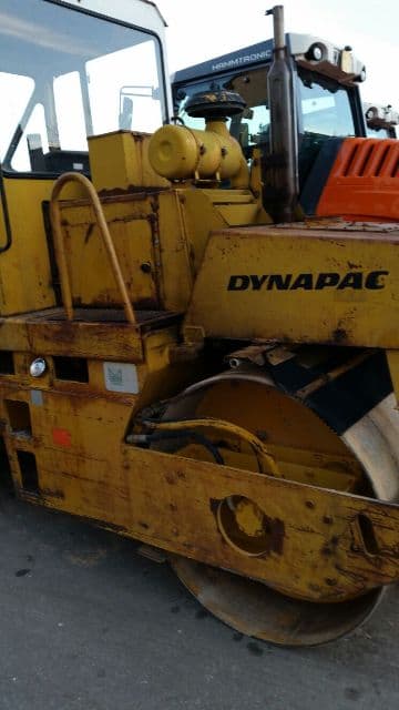 Dynapac CC21 Year: 1992 Tandem Roller - photo 2