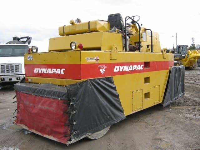 Dynapac CP221 Year: 1995 Tire Roller - photo 3