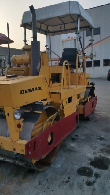 Dynapac CC21 Year: 1992 Tandem Roller - photo 2