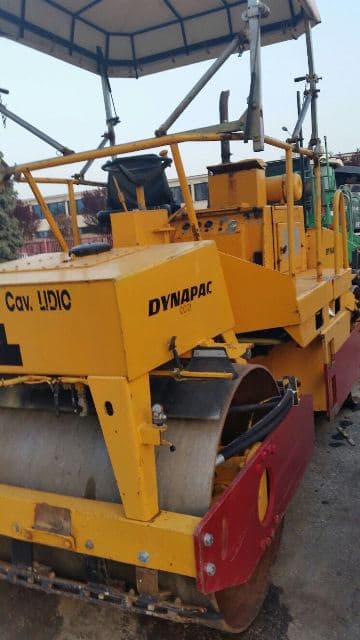 Dynapac CC21 Year: 1992 Tandem Roller - photo 4