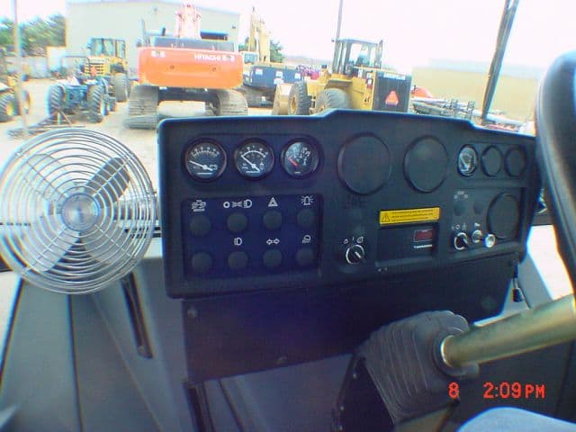 Dynapac CA252D Single Drum Compactor - photo 2