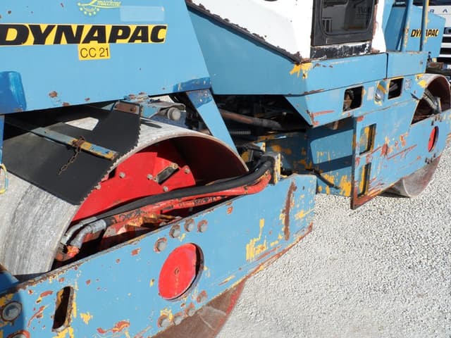 Dynapac CC21 Year: 1989 Tandem Roller - photo 6