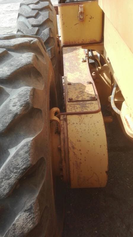 CAT 140G Motor Grader with Ripper and Push Block Year: 1994 - photo 8
