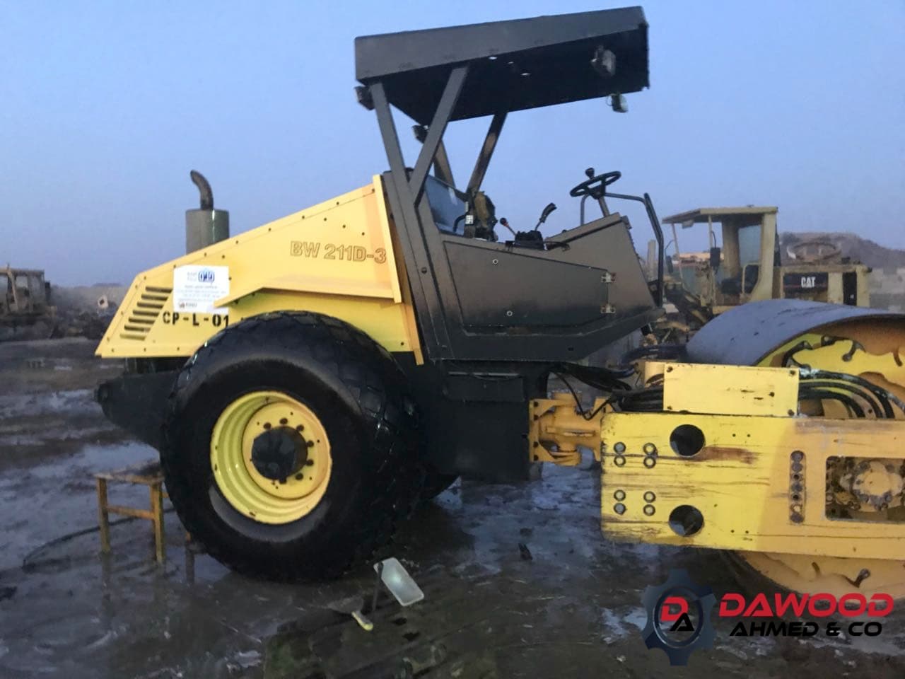 Bomag BW211D-3 Year: 2001 - Single Drum Compactor - For Sale at MOLAI EQUIPMENT