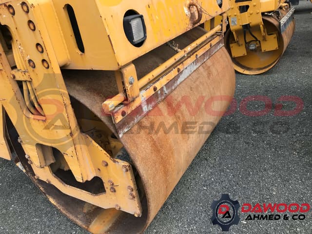 Sakai SW70 Tandem Roller with CAB - photo 5