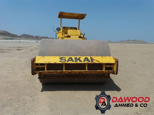 Sakai SV510D Single Drum Compactor, 6 Cyl Isuzu Engine - photo 8