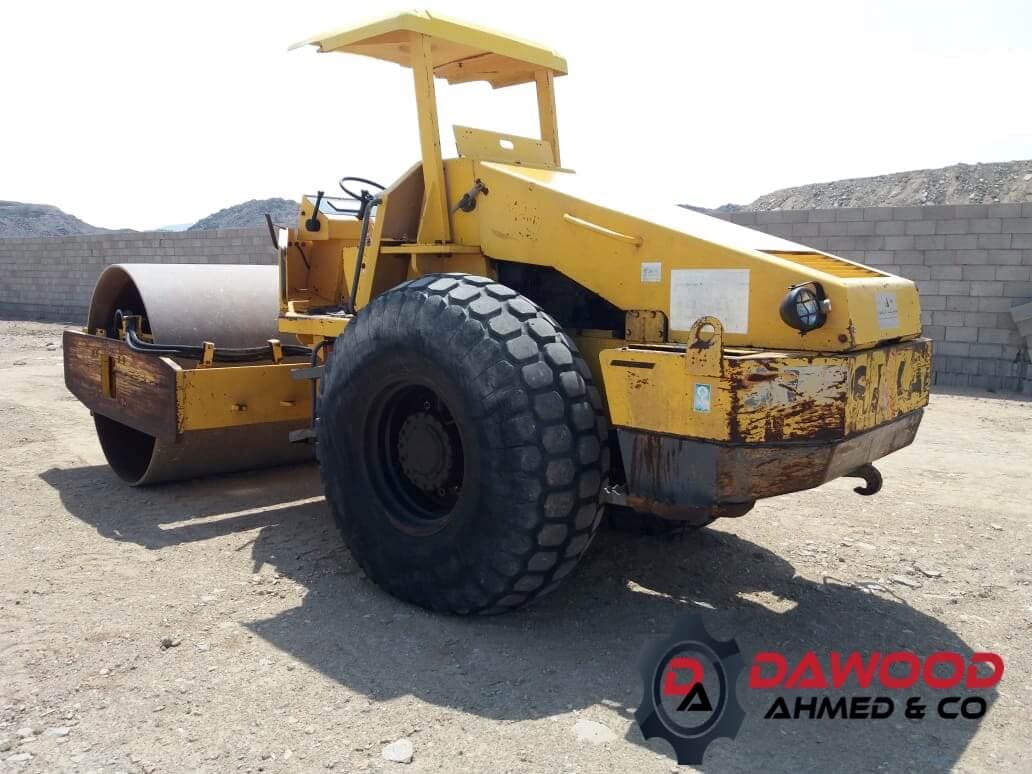 Sakai SV510D Single Drum Compactor, 6 Cyl Isuzu Engine - For Sale at MOLAI EQUIPMENT