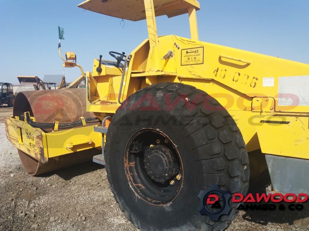 Sakai SV510D Vibration Roller, Year: 2008 - 6 CYL ISUZU ENGINE - For Sale at MOLAI EQUIPMENT