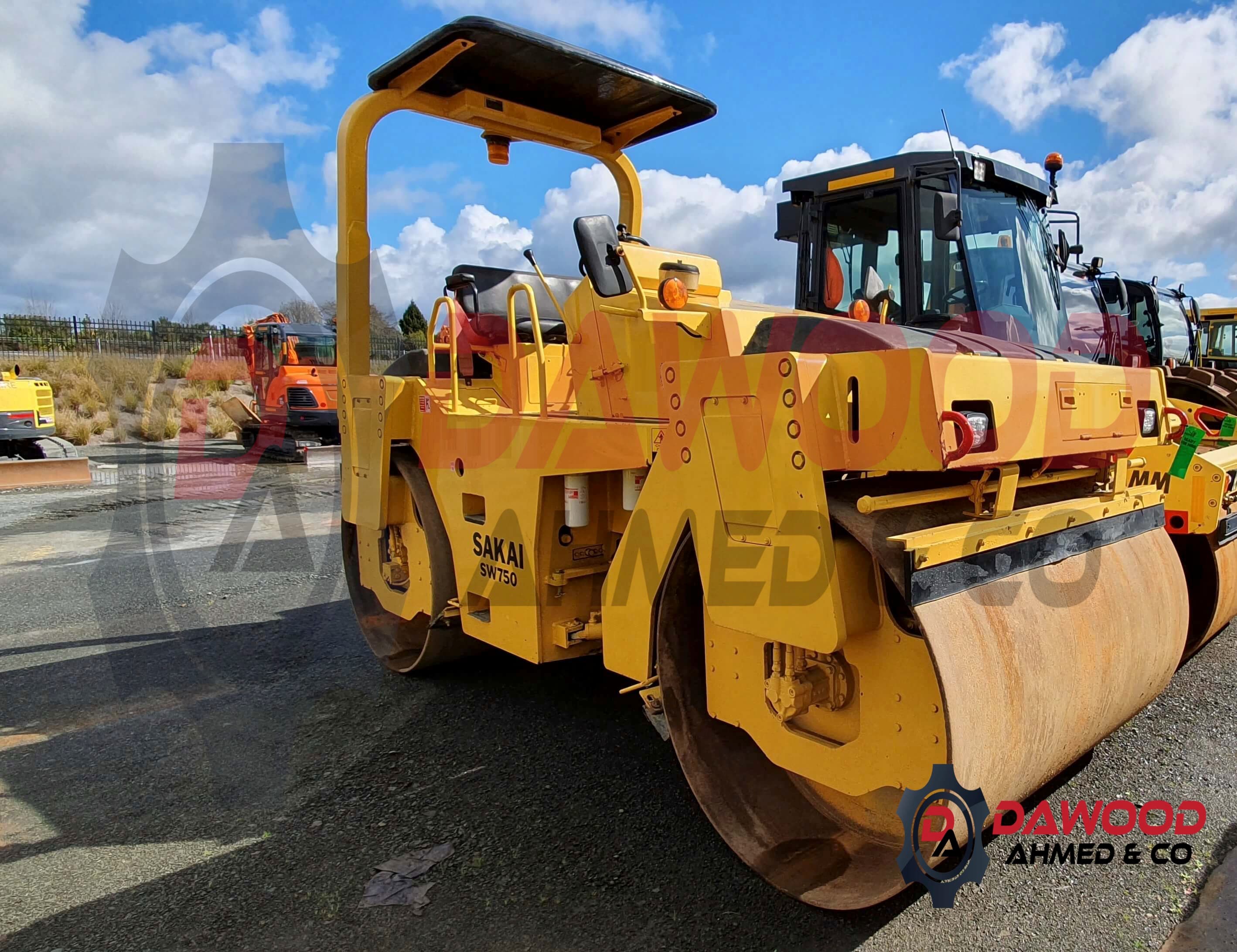 Sakai SW750 Tandem Roller - Super Clean - For Sale at MOLAI EQUIPMENT
