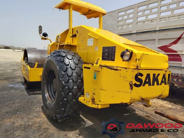 Sakai SV512D Single Drum Roller Year: 2008 - S/no: VSV18D-21522 - photo 3