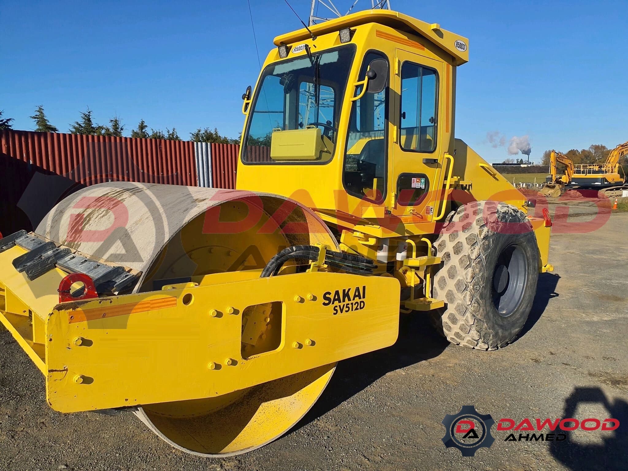 Sakai SV512D-E with Cabin Year: 2004 - For Sale at MOLAI EQUIPMENT