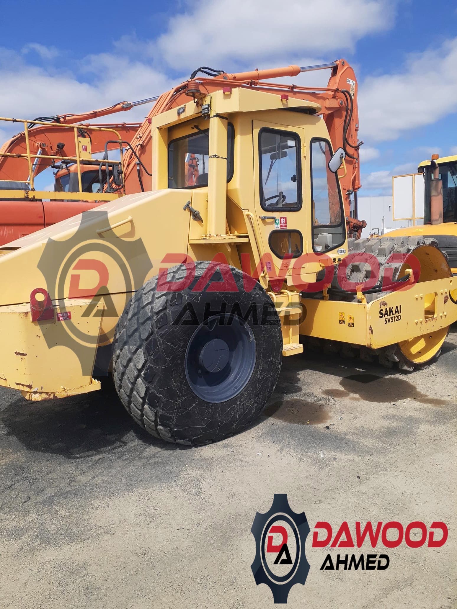 Sakai SV512T Padfoot with Cabin Year: 2008 - For Sale at MOLAI EQUIPMENT