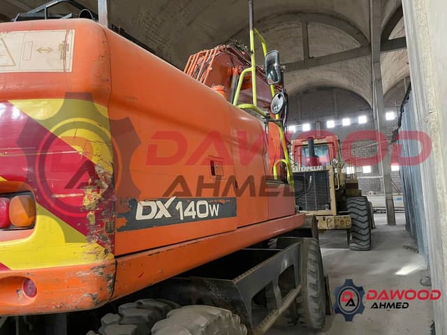 Doosan DX140W Wheeled Excavator Year: 2011 - Good working condition - photo 4