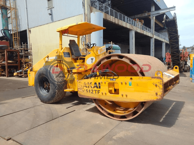 Sakai SV512FT Vibration Roller Year: 2008 - photo 5