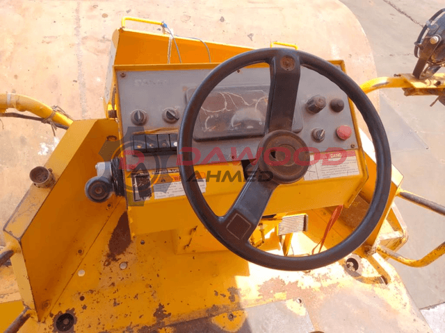 Sakai SV512FT Vibration Roller Year: 2008 - photo 3