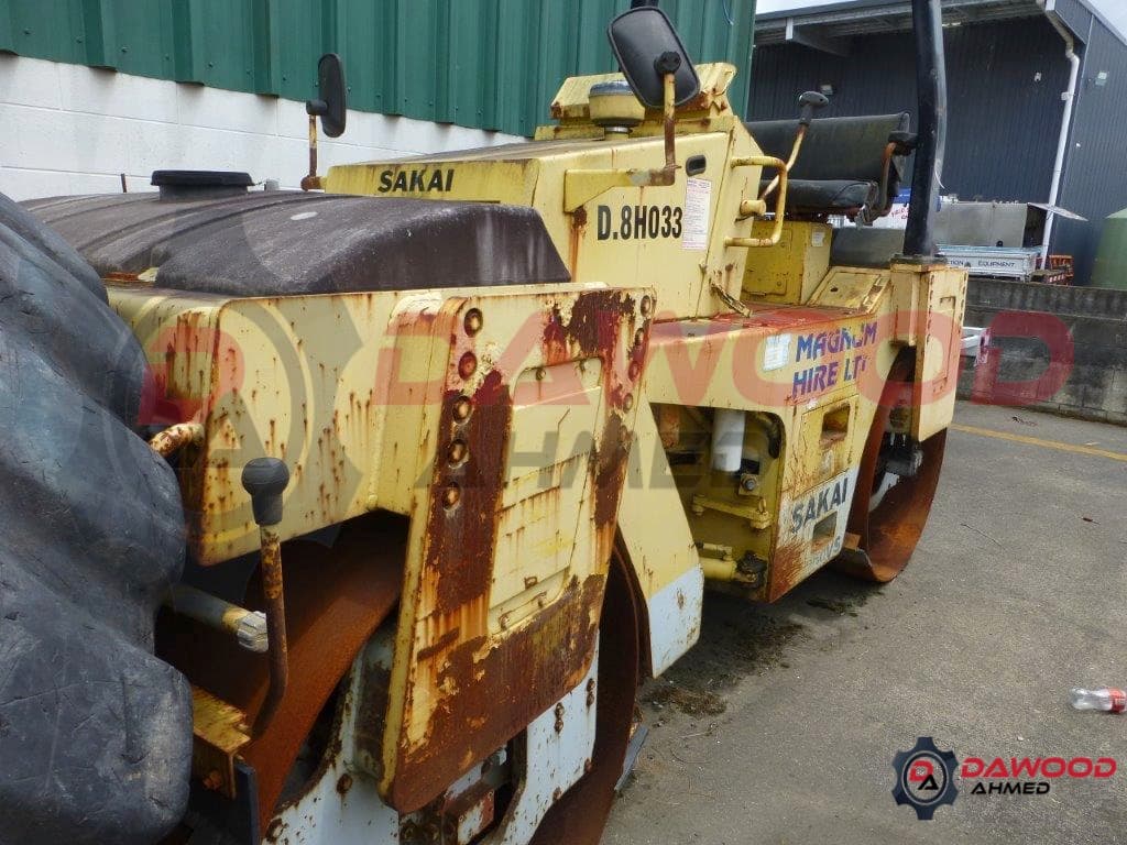Sakai SW650 Year: 2000 S/no: 10147 - For Sale at MOLAI EQUIPMENT
