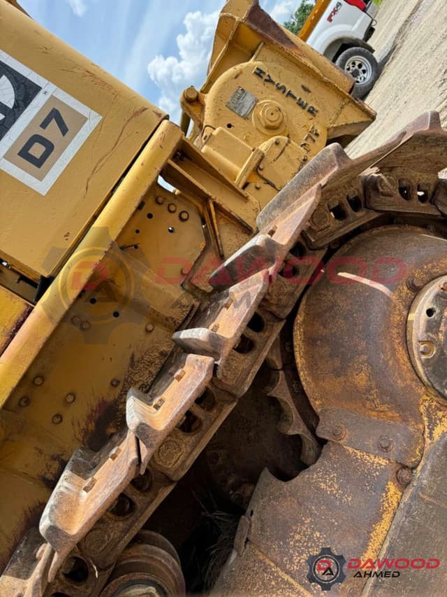 Used CAT D7 Dozer with Winch - Good Running Condition - photo 4