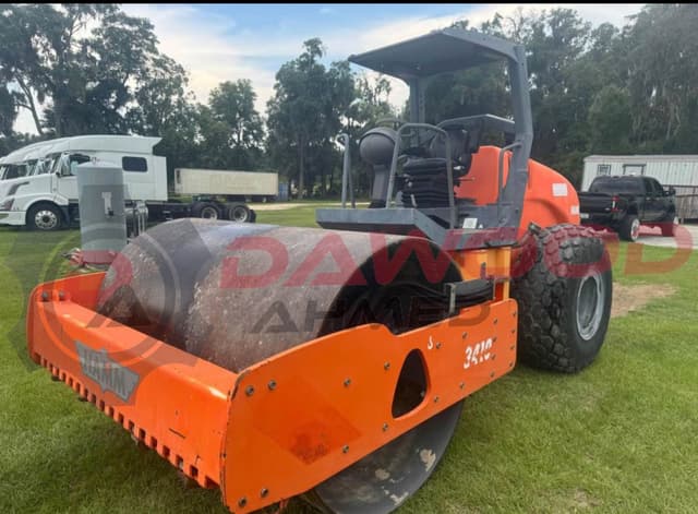 Hamm 3410 Road Roller Year 2006 Low Hours - photo 2