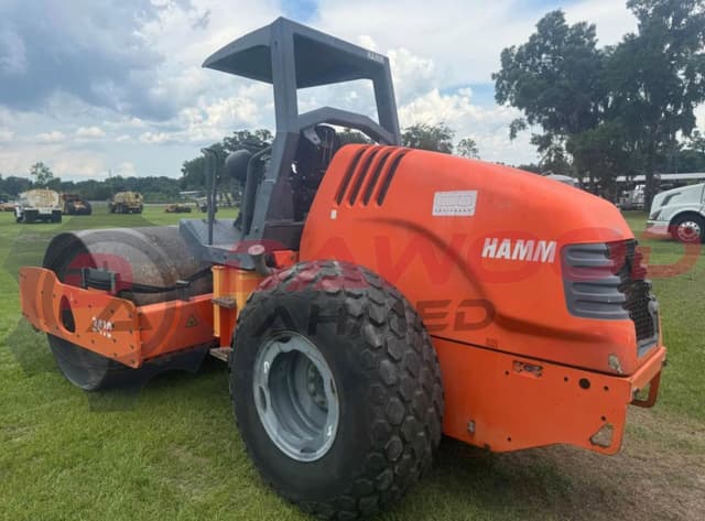Hamm 3410 Road Roller Year 2006 Low Hours - photo 6