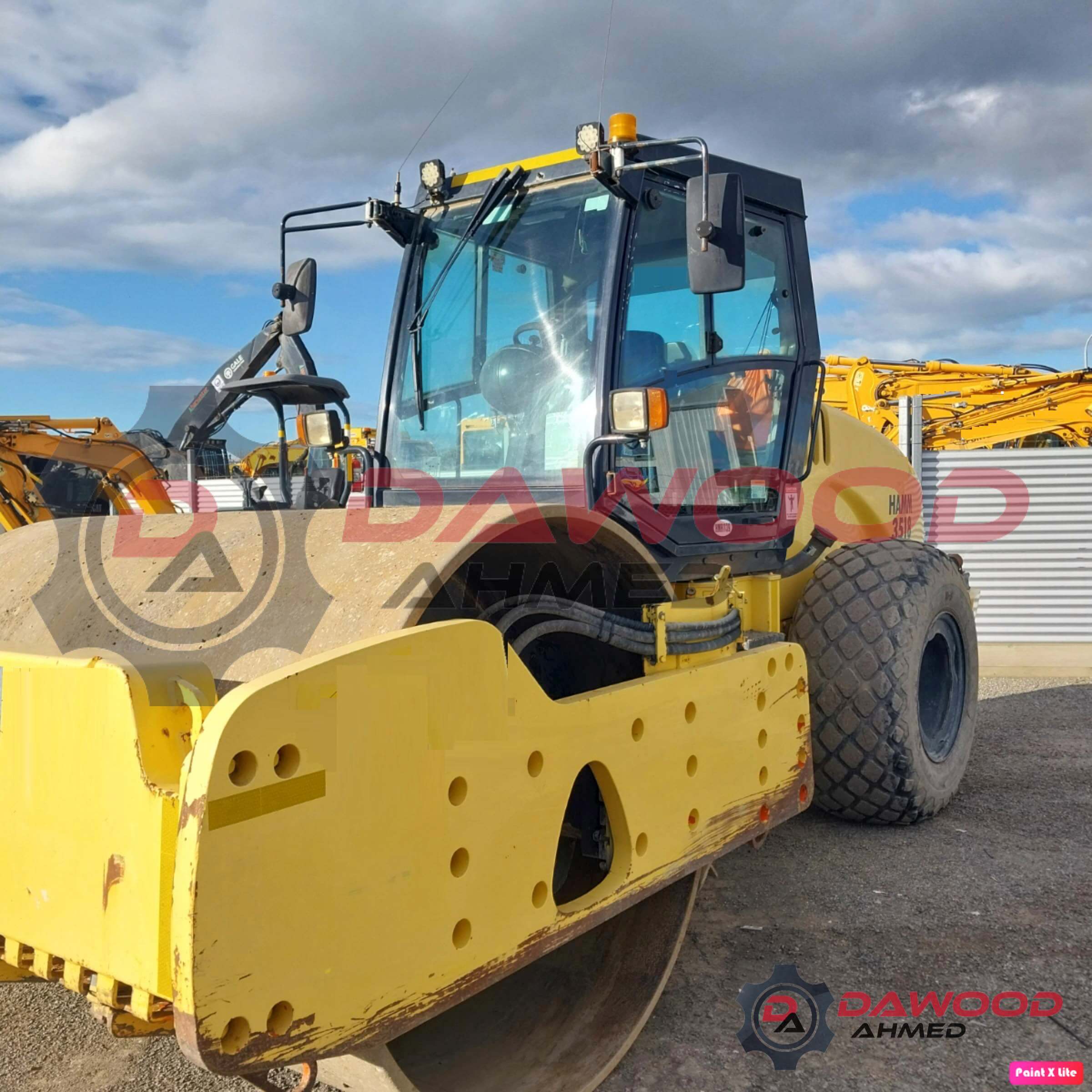 Used Hamm 3518 Vibration Roller 18 tons - For Sale at MOLAI EQUIPMENT