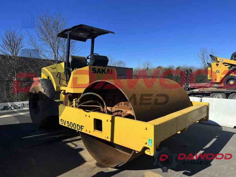 Sakai SV500D Smooth Drum Vibration Roller - For Sale at MOLAI EQUIPMENT