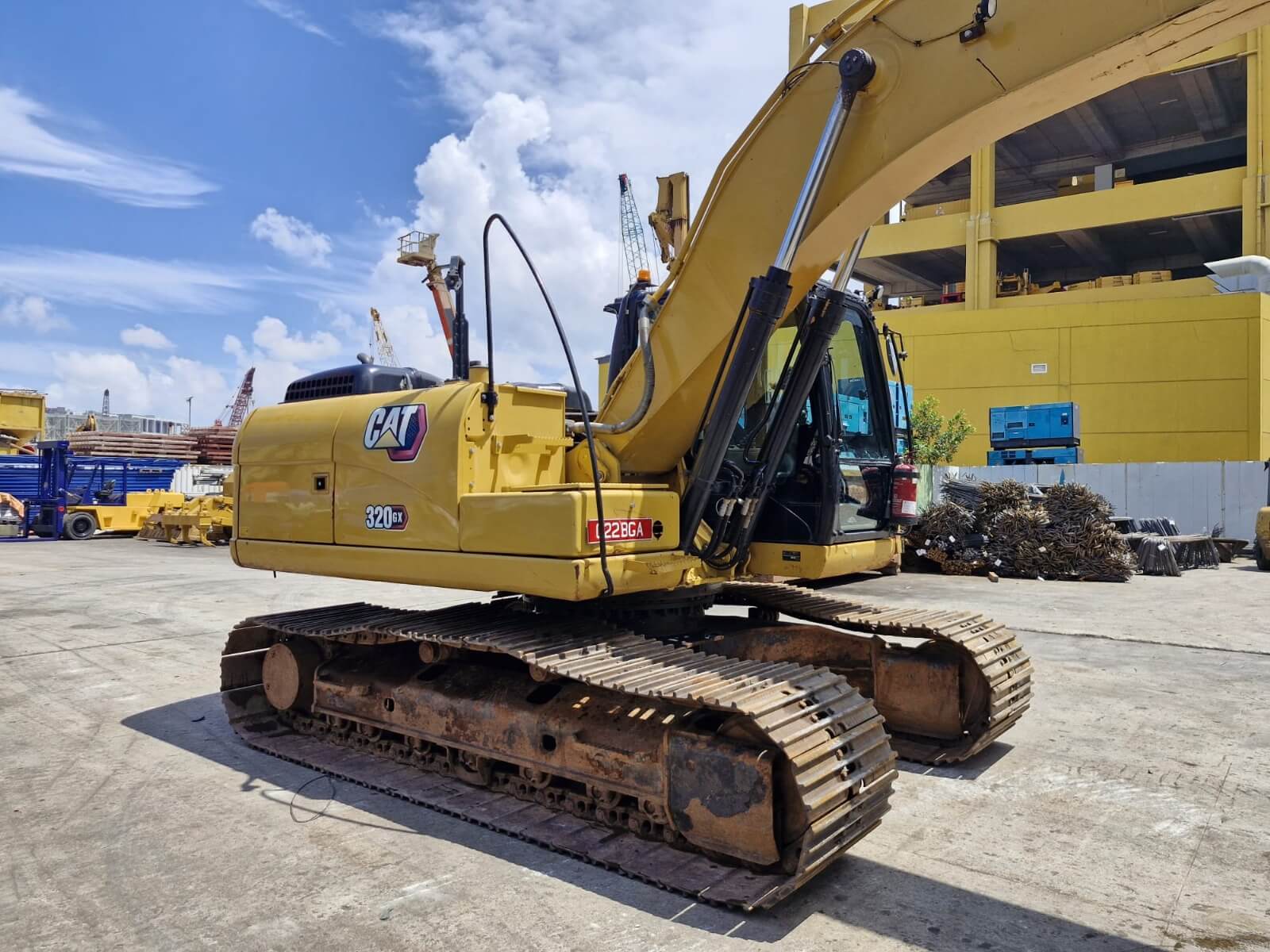 Used CAT 320GX Crawler Excavator | 2022 Model – Reliable & Well-Maintained - For Sale at MOLAI EQUIPMENT
