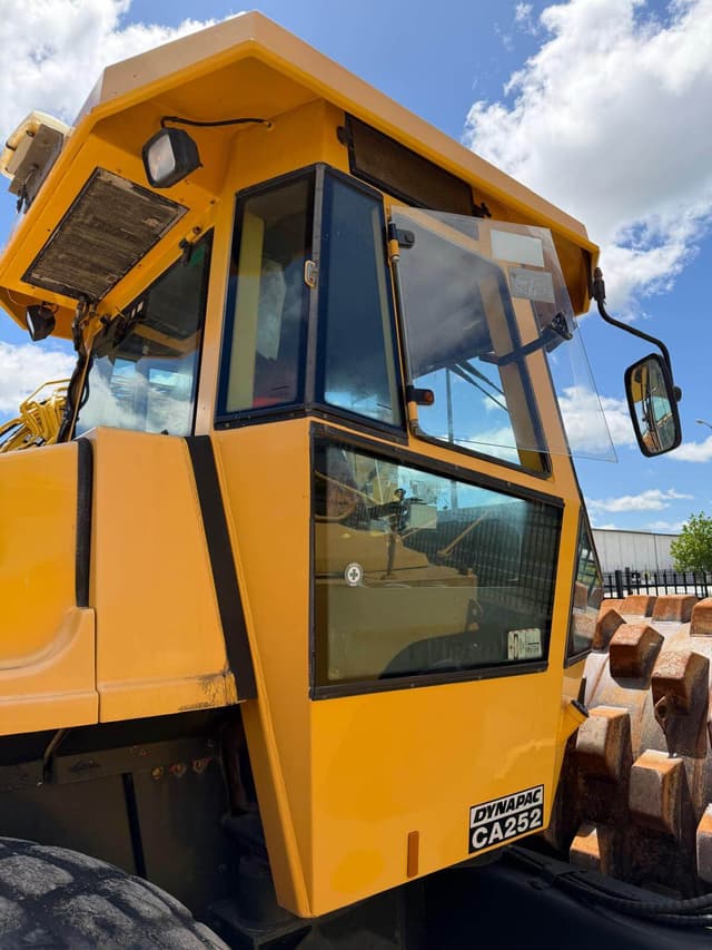 Used 2006 Dynapac CA252D Road Roller | Strong Performance & Ready to Work - photo 7