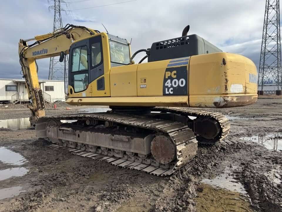 Used Komatsu PC400LC-8 Crawler Excavator for Sale | Heavy Duty 40 Ton Excavator - For Sale at MOLAI EQUIPMENT