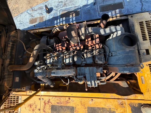 2003 Komatsu PC400LC-6M Excavator - photo 8